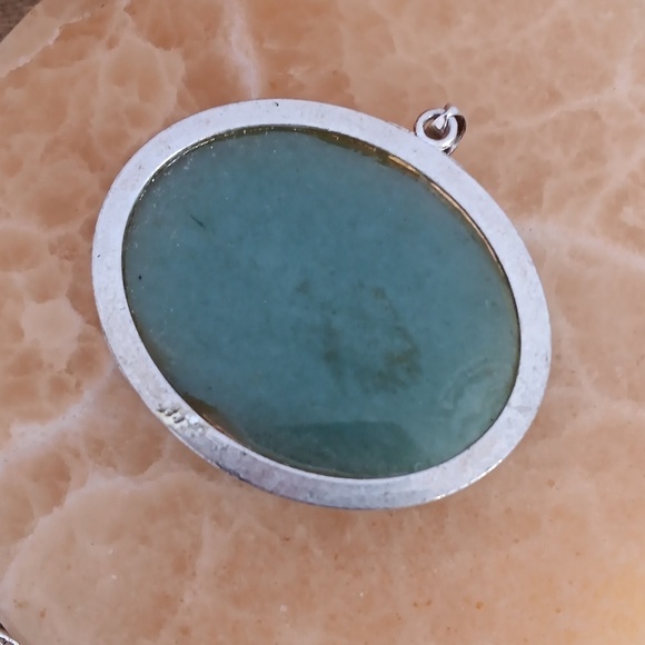 Silver Tone Stone Oval Pendant - Picture 2 of 5